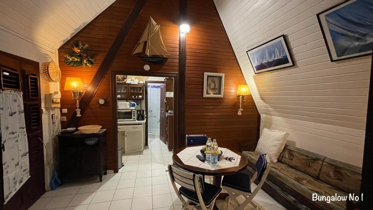 Les Bungalows De La Plage La Trinité Exterior foto